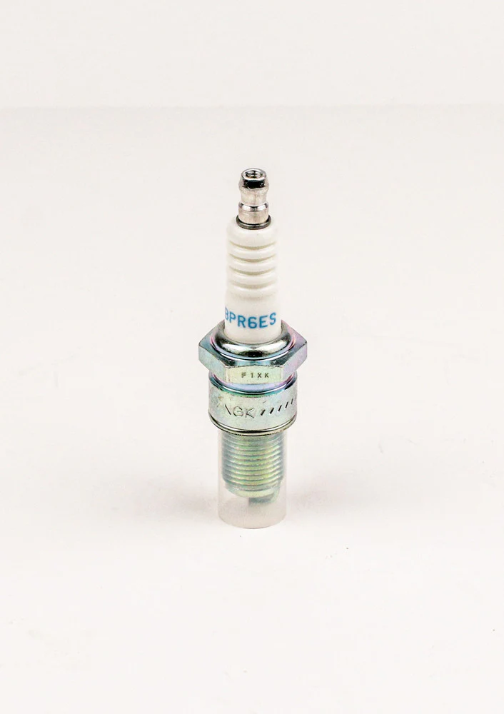 NGK BPR6ES 65 Spark Plug