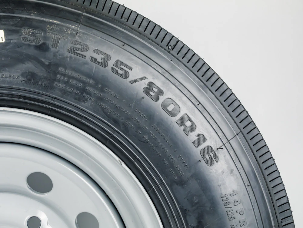 ST235/80R16 Load Range G Silver Mod Wheel - Image 3